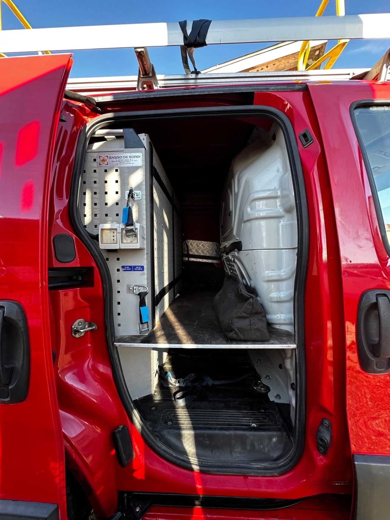 Fiat Fiorino 1.3 MJT 95CV Cargo Adventure