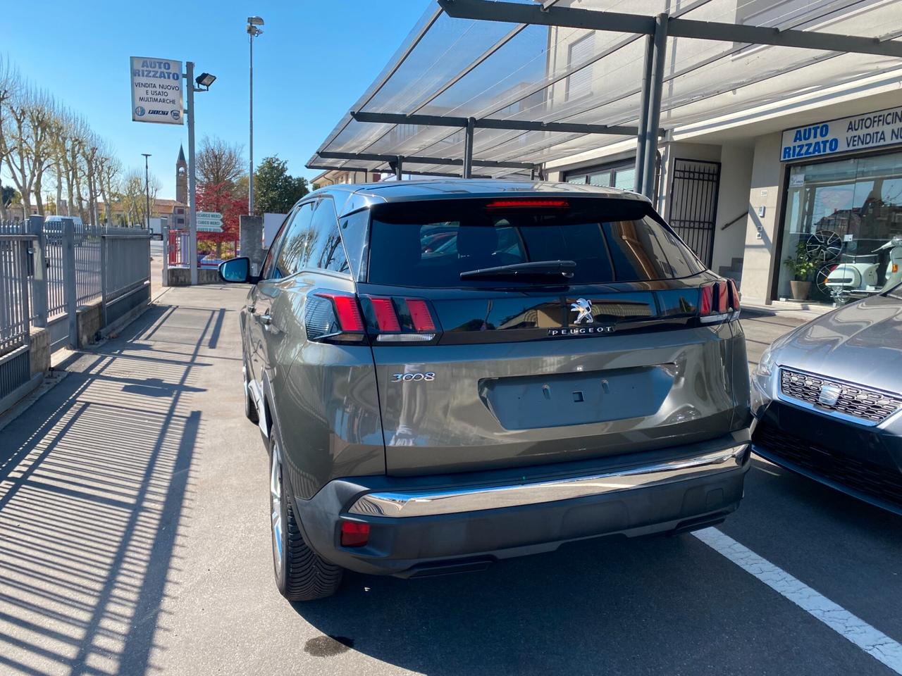 Peugeot 3008 BlueHDi 130 S&S Business