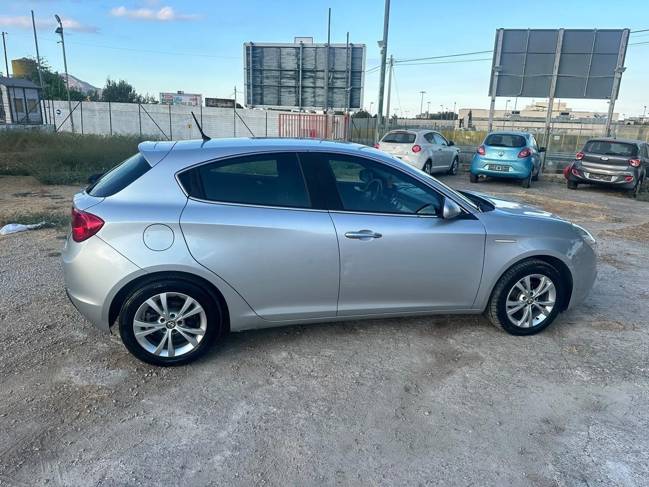 Alfa Romeo Giulietta 1.6 JTDm-2 105 CV Progression