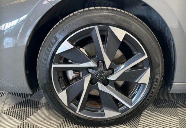 PEUGEOT 308 BlueHDi 130 S&S EAT8 Allure N1 Autocarro