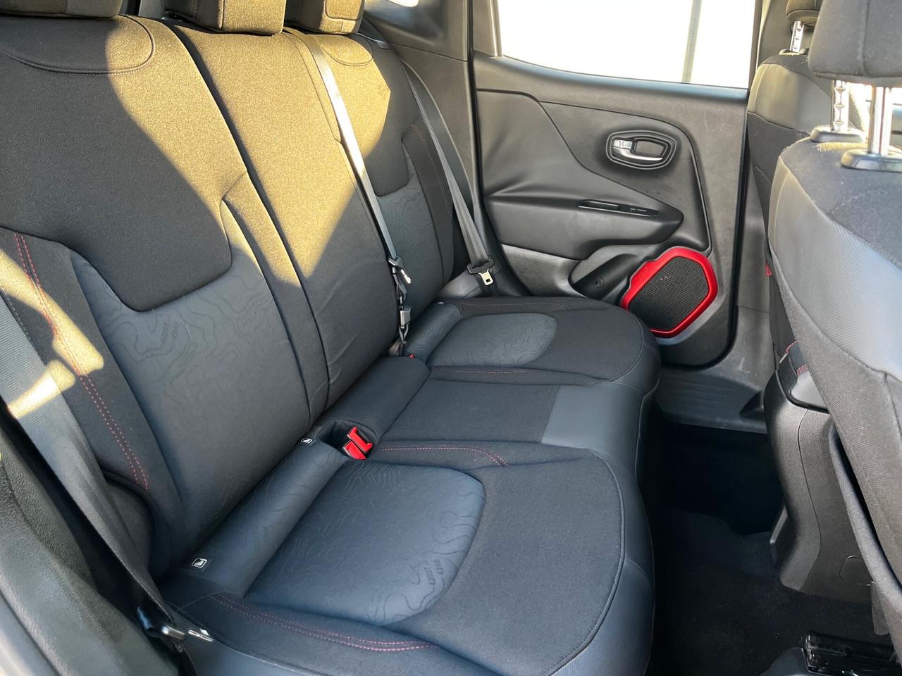 Jeep Renegade 2.0 Mjt 170CV 4WD Active Drive Low Trailhawk