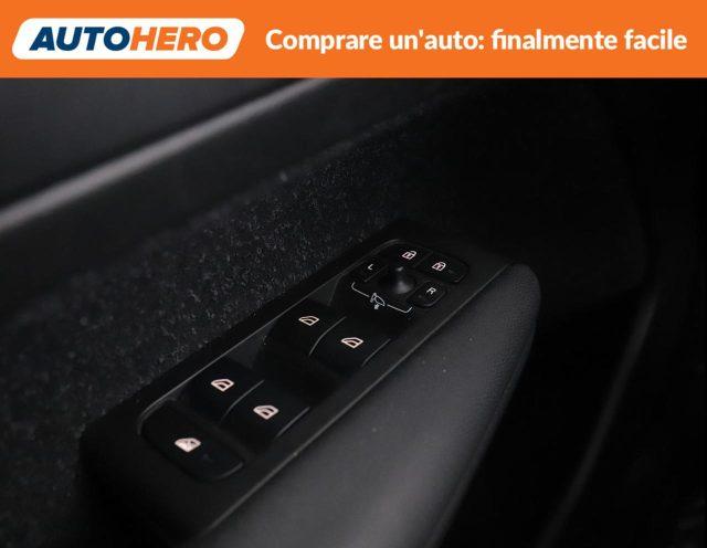 VOLVO XC40 T3 Momentum