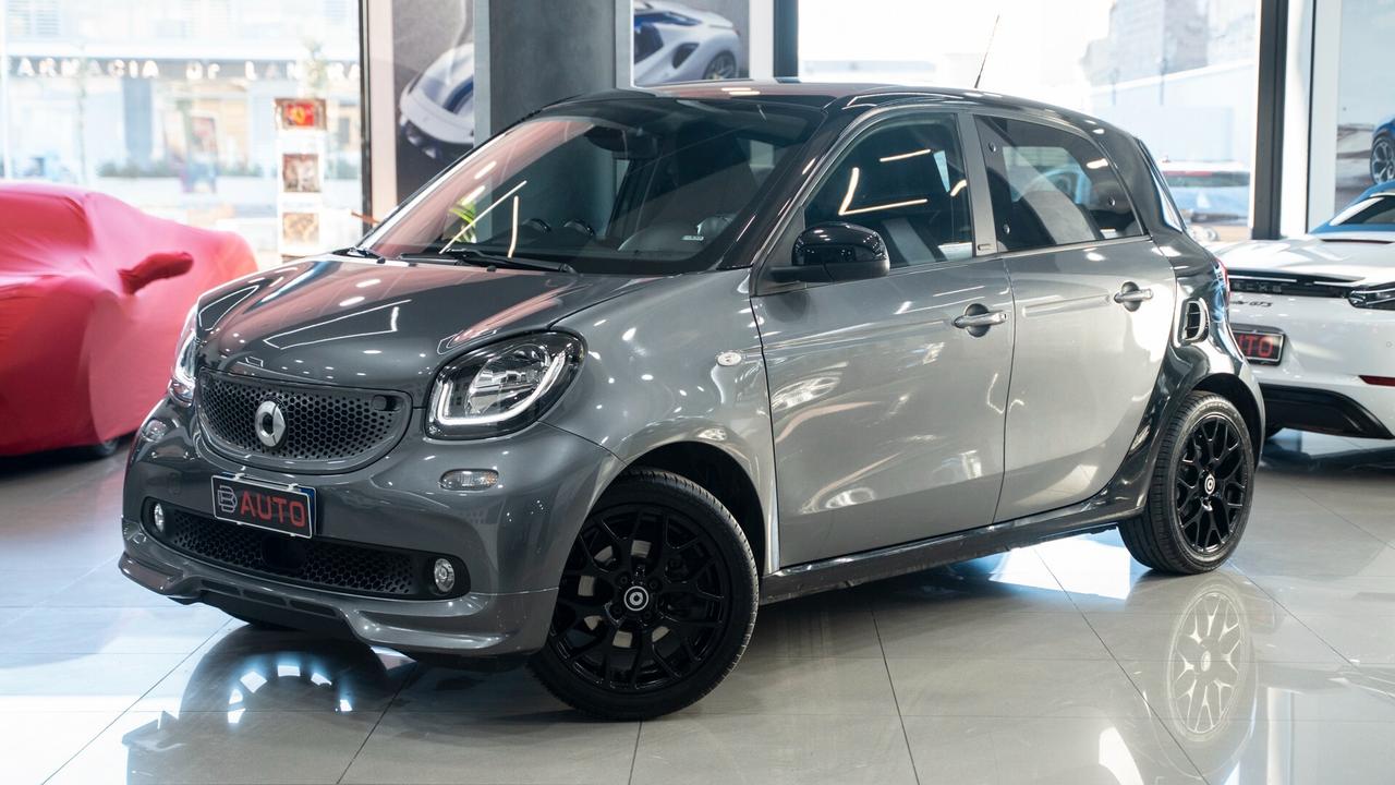 Smart ForFour 0.9 90CV SUPERPASSION TWINAMIC 16" NAVI LED FULL O