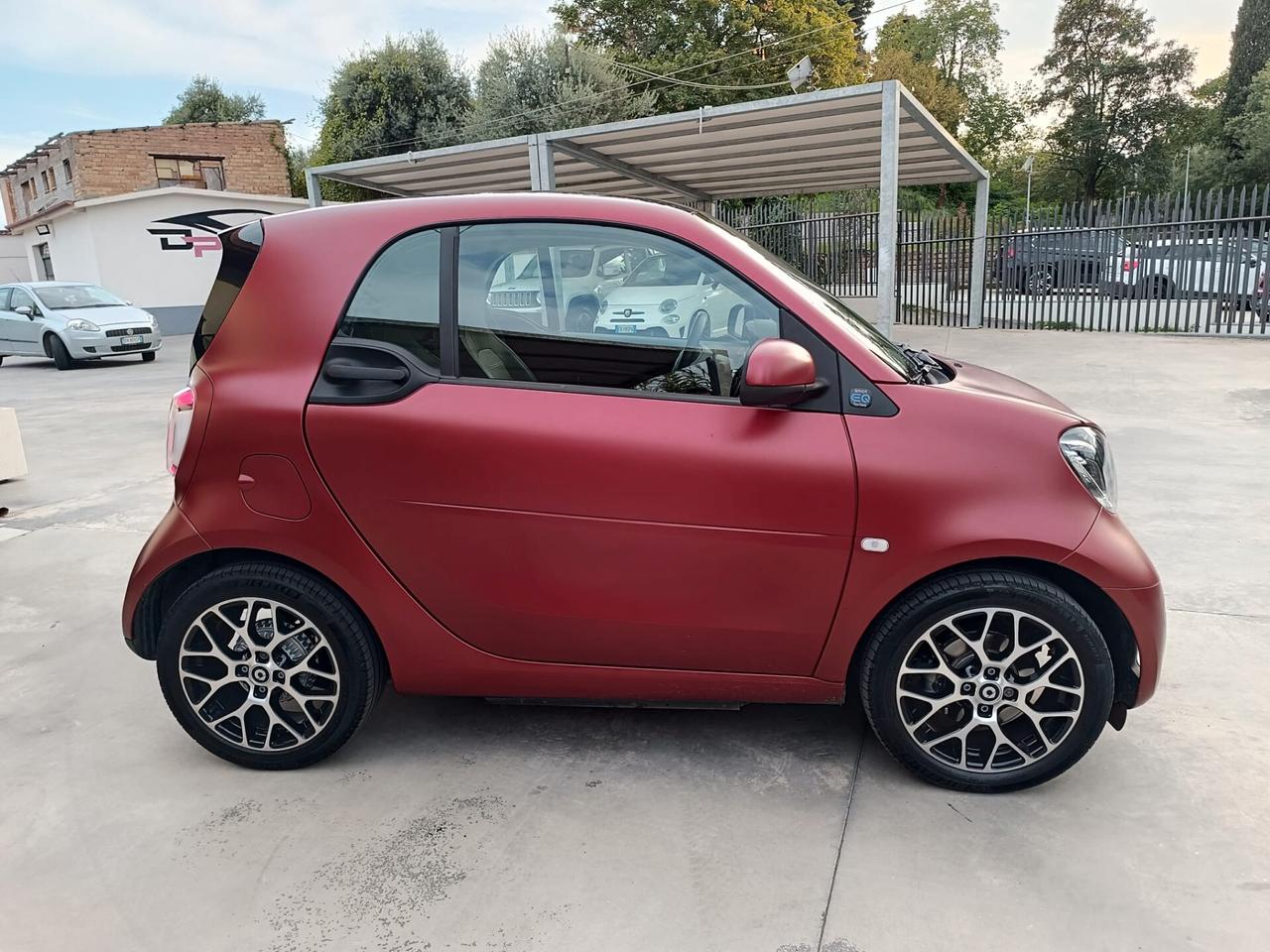 Smart ForTwo EQ Passion Racingred Limited Edition