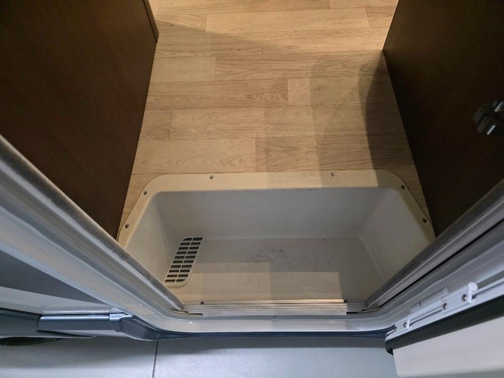 CAMPER ROLLER TEAM T-LINE GARAGE S
