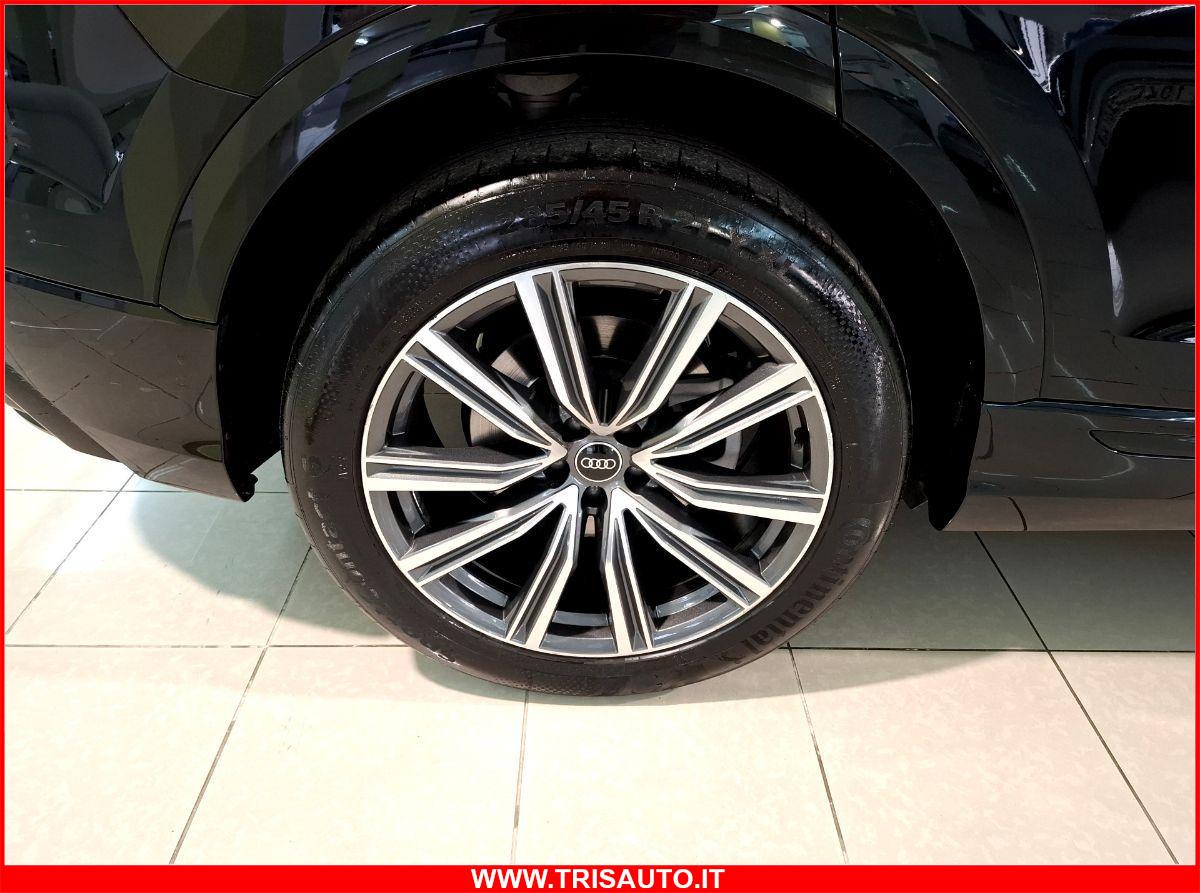 AUDI Q8 50 3.0 TDI Mhev S-line Black Identity (TETTO PANORAMICO APRIBILE)