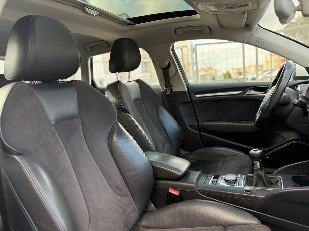 Audi A3 SPB 1.6 TDI 110 CV , S LINE ,TETTO, MATRIX , FULL