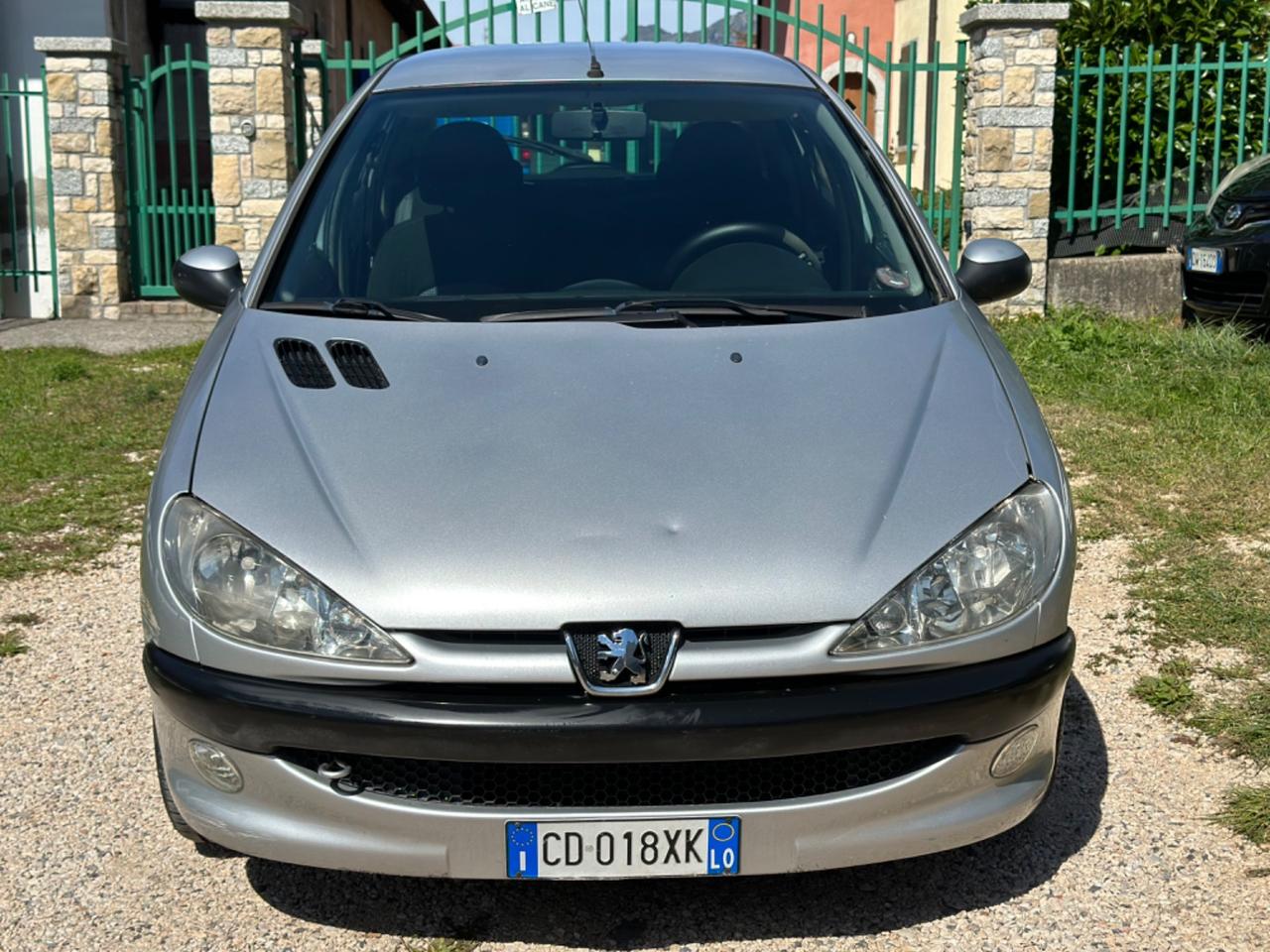 Peugeot 206 1.4 HDi 5p. LEE NEOPATENTATI