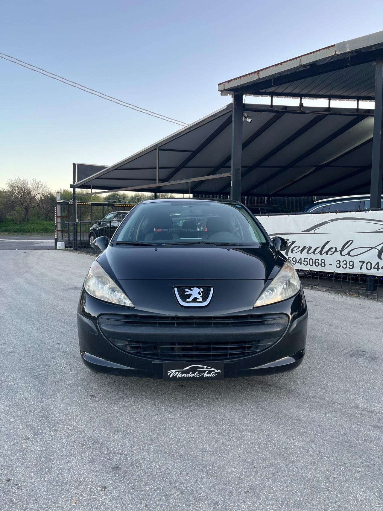 Peugeot 207 1.4 8V 75CV 3p. X Line