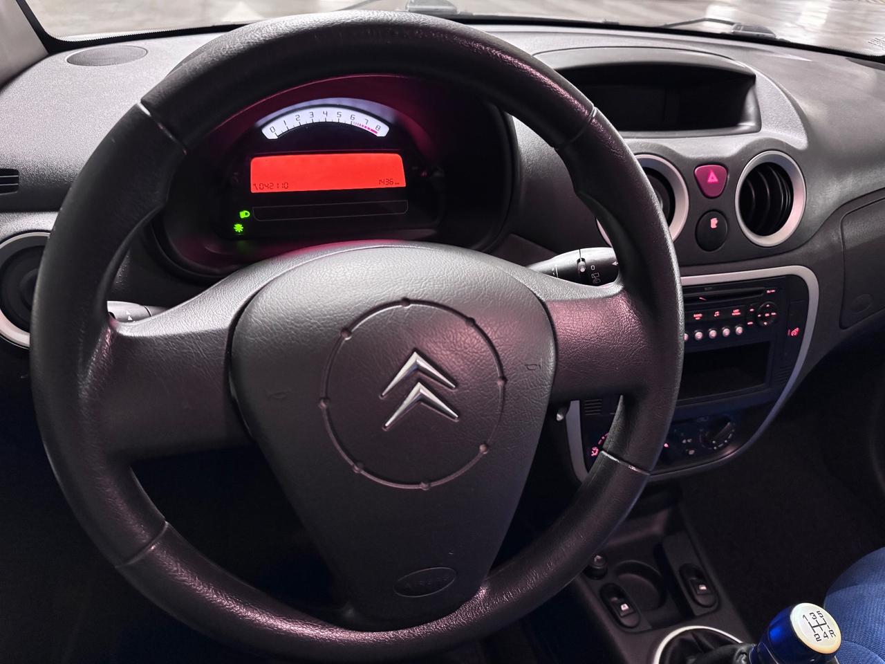 Citroën C2 1.1 VTR • Solo 42.110 km • Unico Proprietario