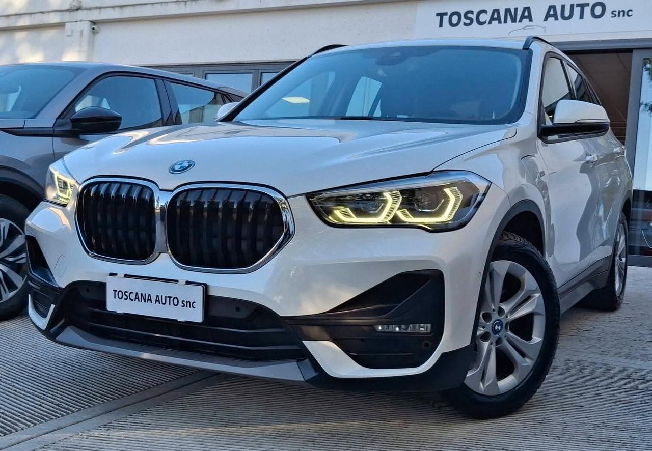 Bmw X1 xDrive25e Sport 4x4 Fari full led