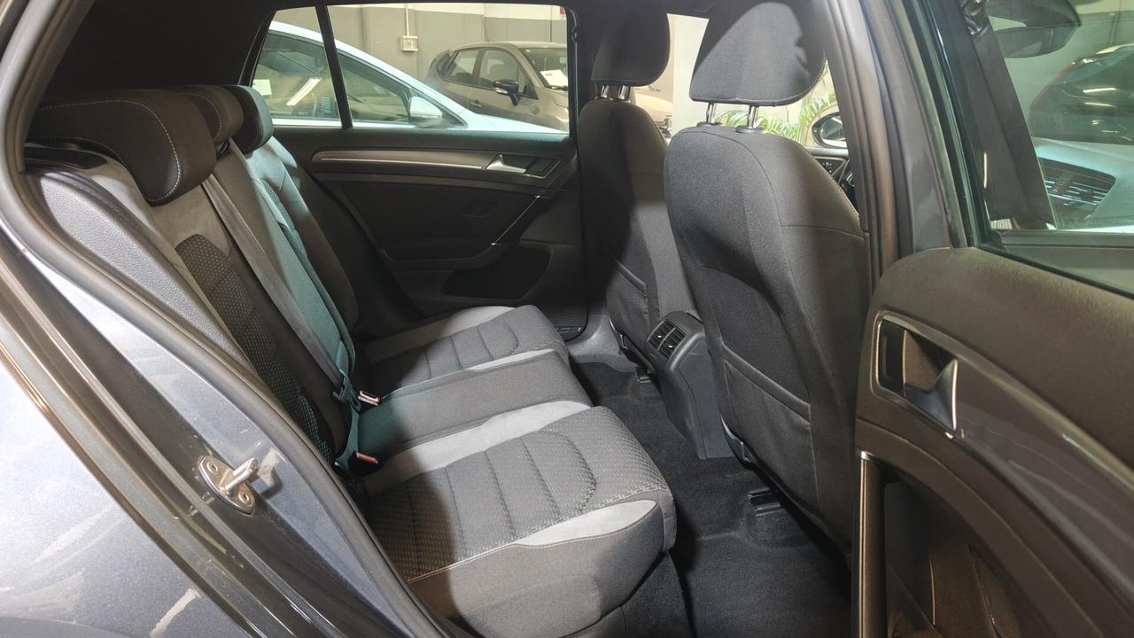 Volkswagen Golf 1.6 TDI 115 CV DSG 5p. R-Line BlueMotion Technology