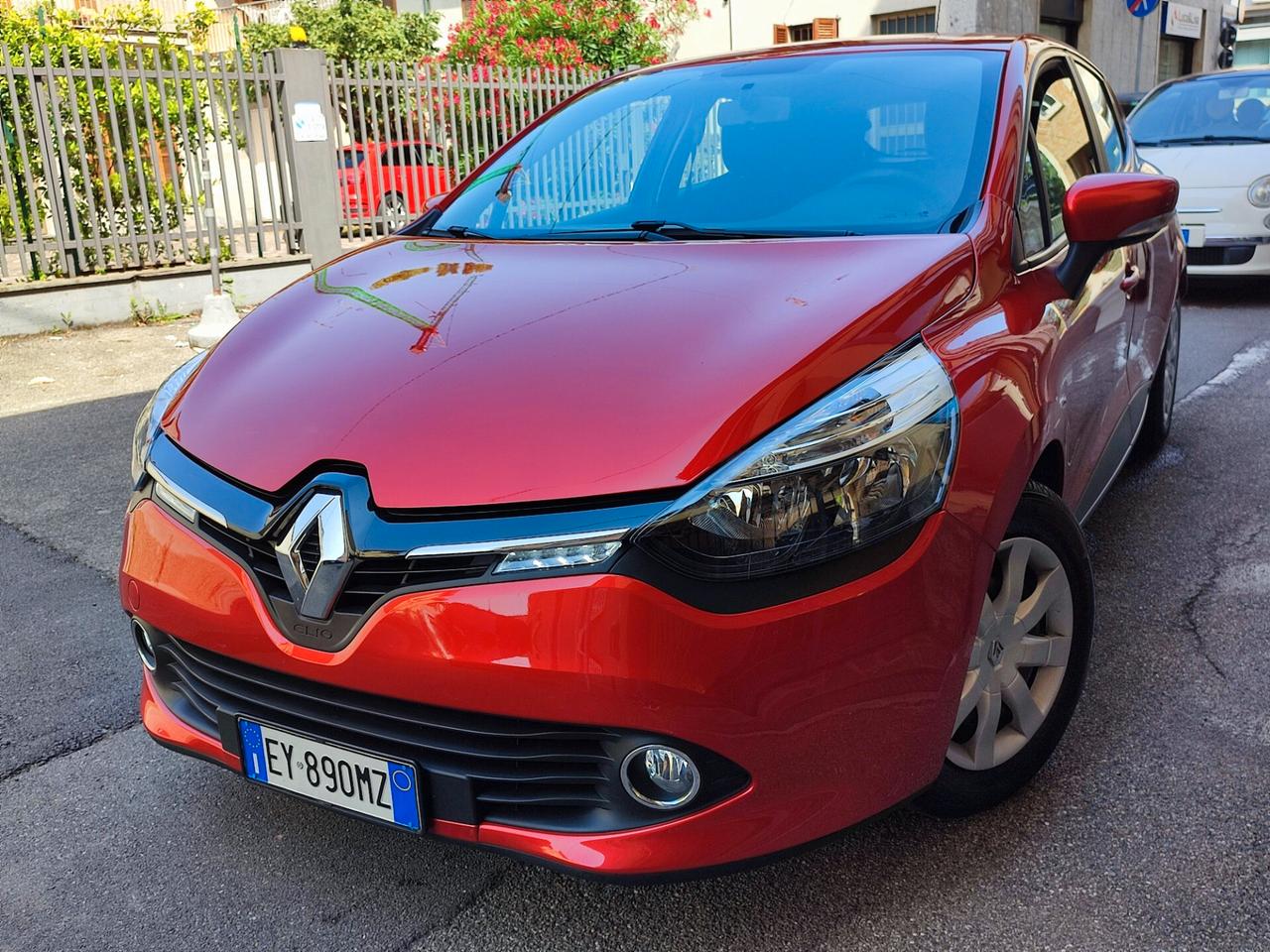 Renault Clio 1.2 75CV 5 porte Wave