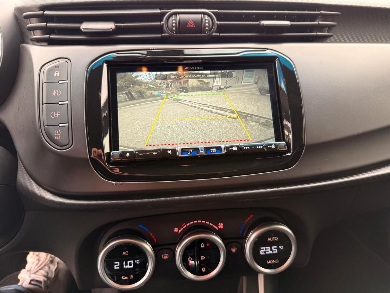 Alfa Romeo Giulietta 2.0 JTDm 170 CV TCT Veloce Carbon Edition