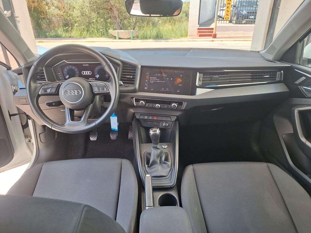 Audi A1 citycarver 30 TFSI Admired 2021