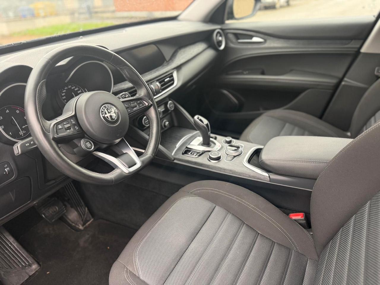 Alfa Romeo Stelvio 2.2 Turbodiesel 190 CV AT8 Q4 Business