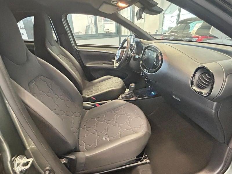 Toyota Aygo X 1.0B (72 CV) Lounge S-CVT