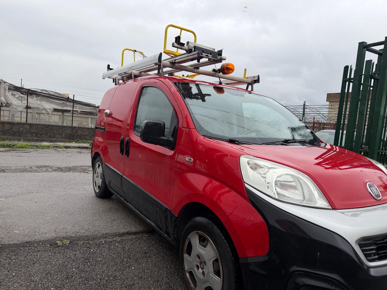 Fiat Fiorino 1.3 MJT 95CV Combi Semivetrato