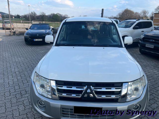 MITSUBISHI Pajero 3.2 DI-D 16V aut. 3p. Instyle DPF