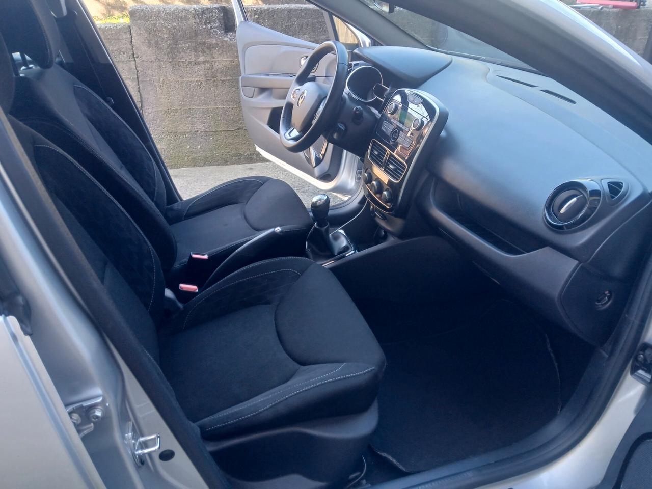 RENAULT Clio Sporter 1.2 54 KW 73 CV ANNO 2018