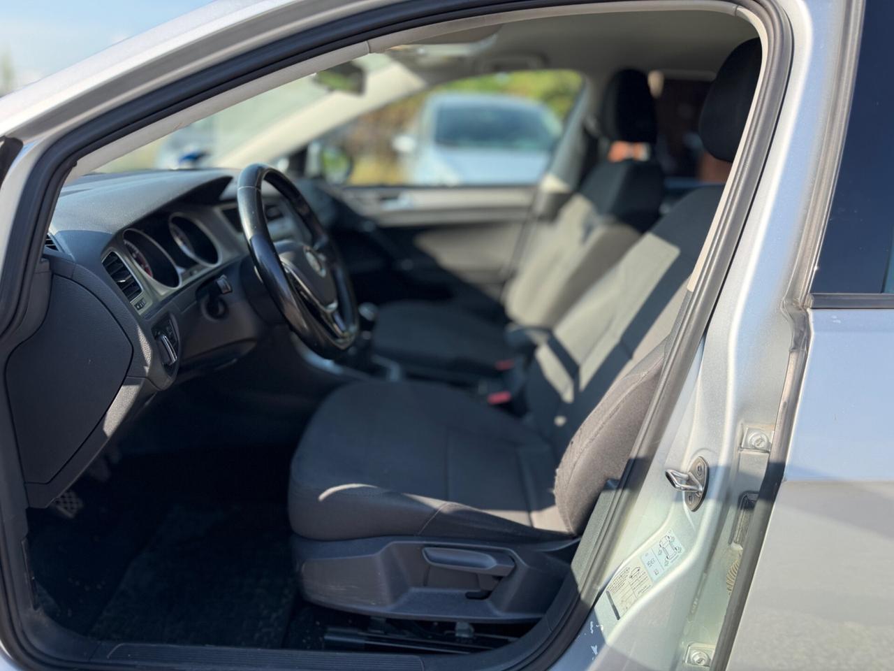 Volkswagen Golf metano (156.000KM) NEOPATENTATI