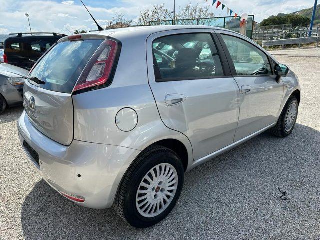 FIAT Punto 1.4 8V 5 porte Natural Power Street