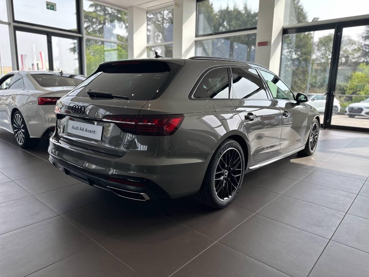 AUDI A4 AVANT 40 TDI MHEV QUATTRO S TRONIC S-LINE