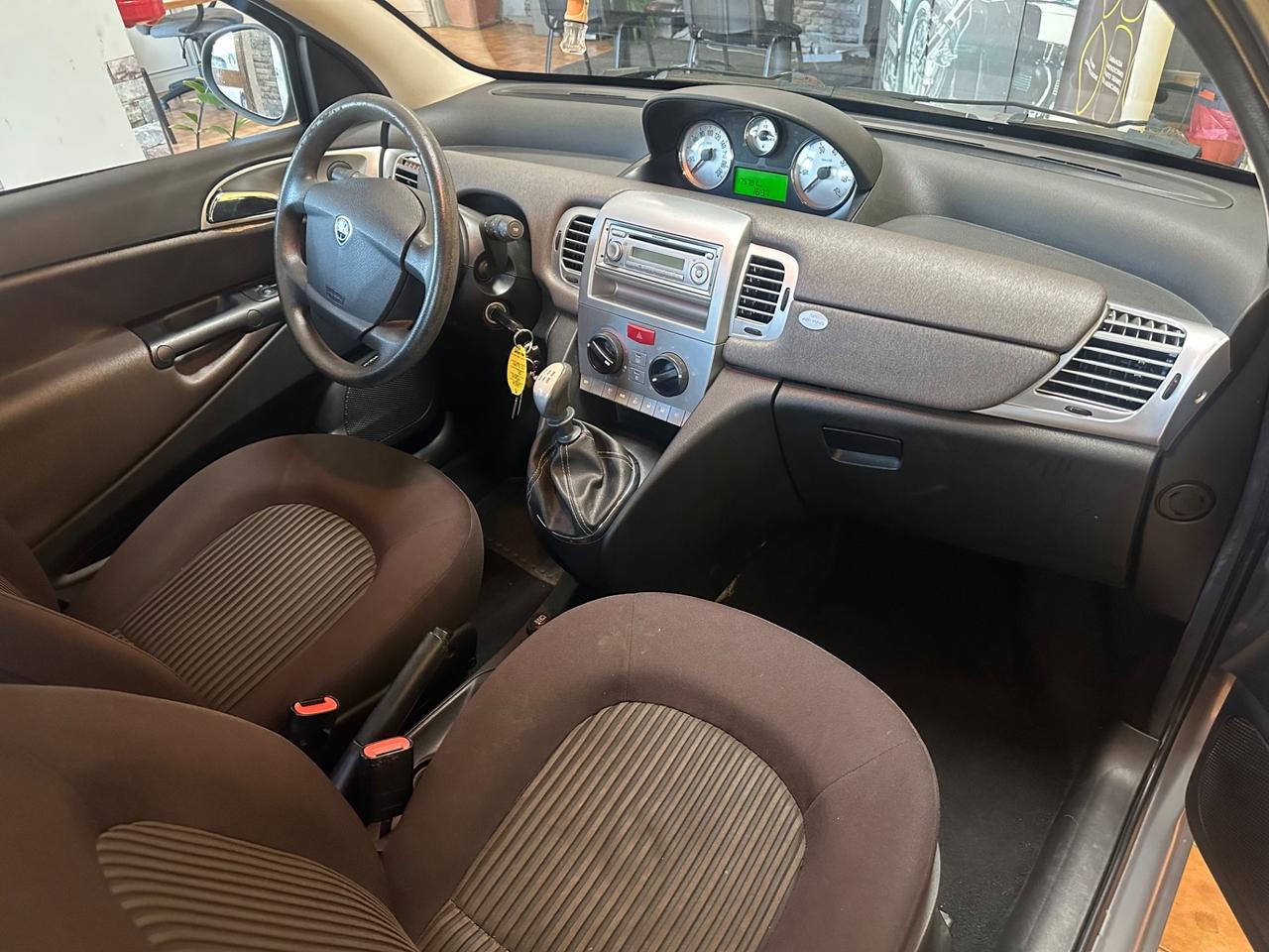 Lancia Ypsilon 1.2 69 CV Diva