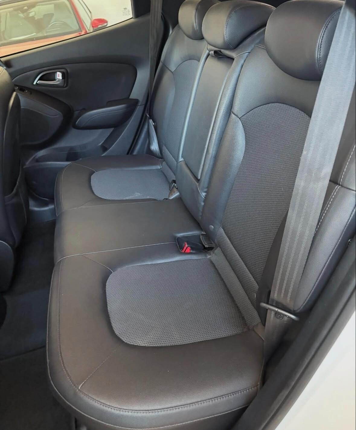 Hyundai iX35 1.7 CRDi 2WD Xpossible