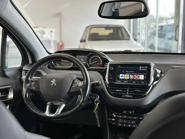 Peugeot 2008 BlueHDi 100 S&S Allure