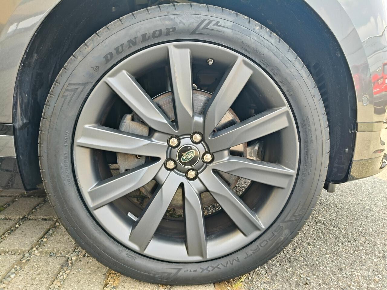 Range Rover Velar 2.0 Si4 300 CV R-Dynamic HSE