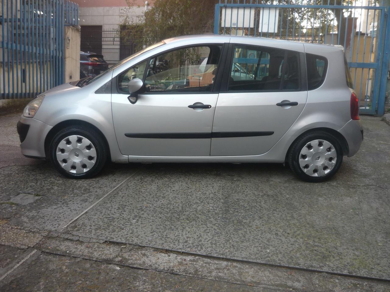 Renault Modus 1.2 16V GPL Expression