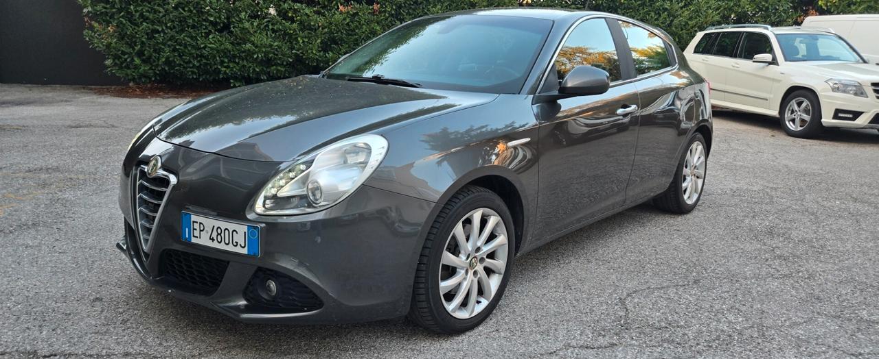 Alfa Romeo Giulietta 2.0 JTDm-2 140 CV Exclusive