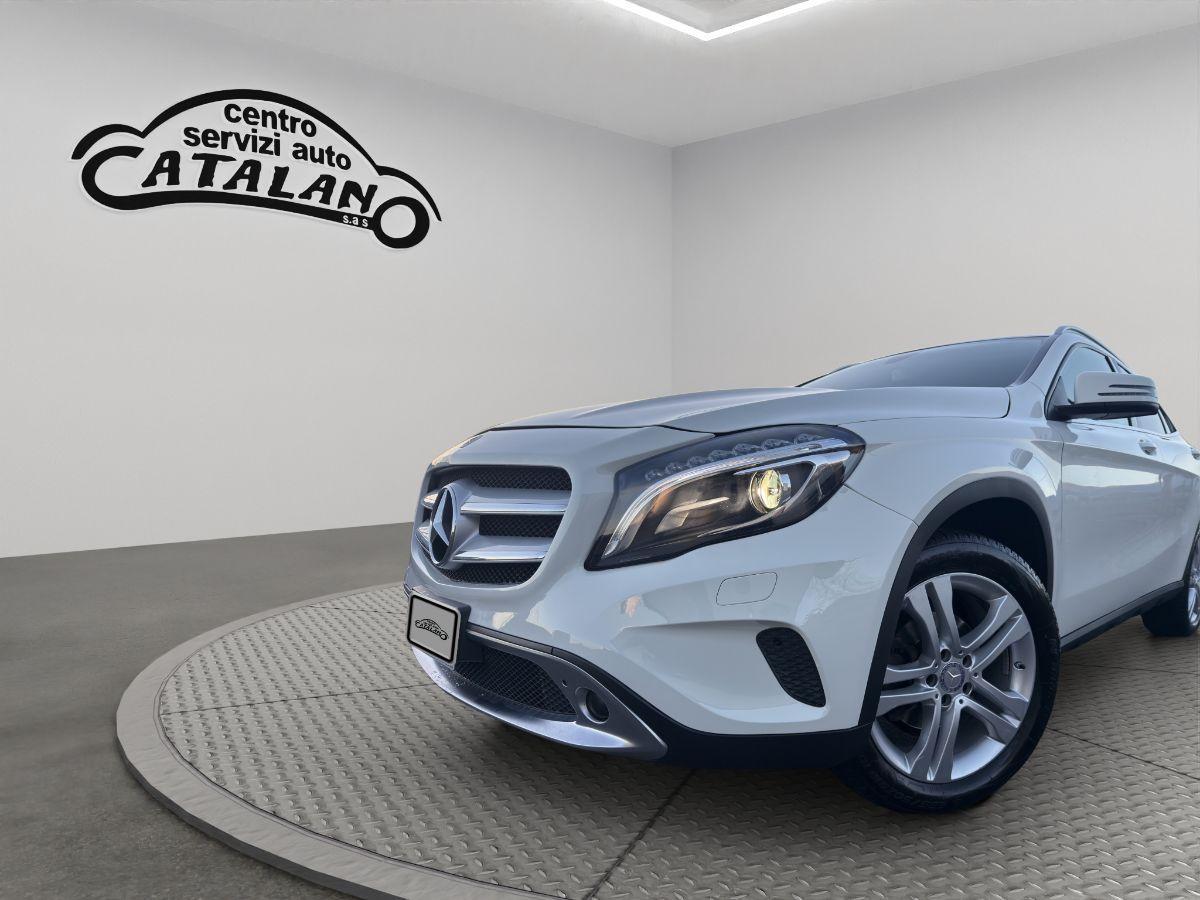 MERCEDES - Classe GLA - GLA 200 d Automatic Premium AMG TETTO