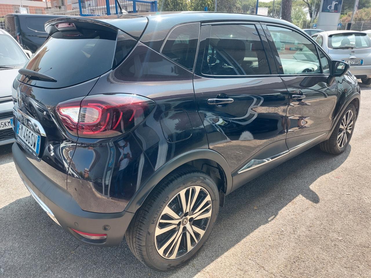 Renault Captur dCi 8V 110 CV Start&Stop Energy Initiale Paris