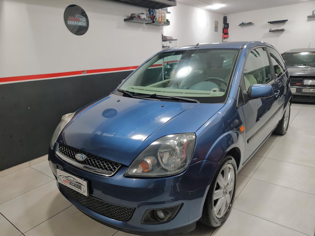 Ford Fiesta 1.2 16V 3p. Ghia