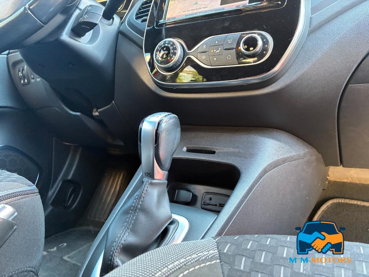 Renault Captur 1.5 dci Intens 90 cv edc