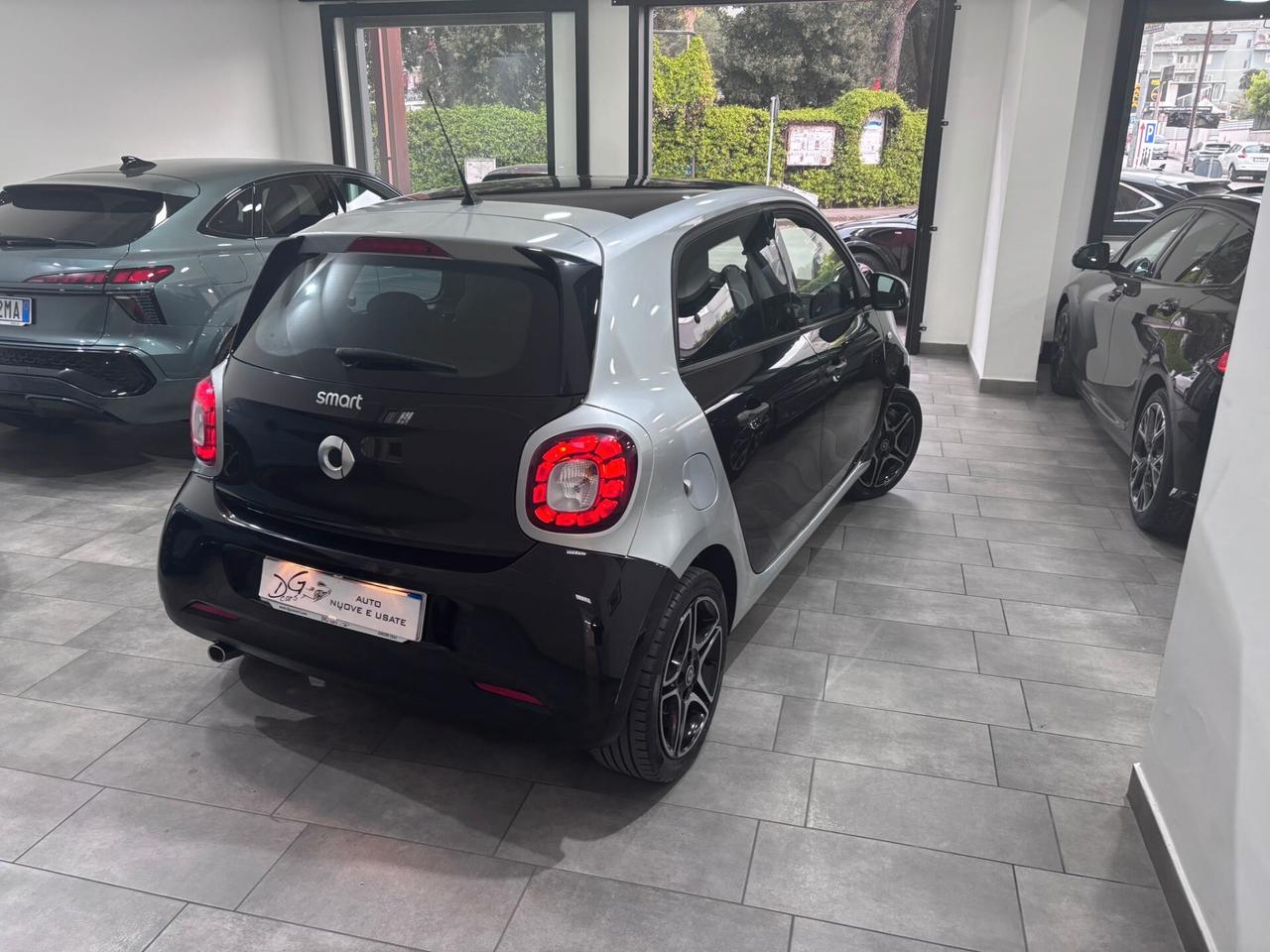 SMART FORFOUR 0.9 TWINAMIC TURBO PASSION TETTO-LED