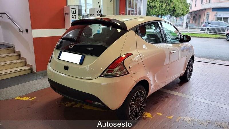 Lancia Ypsilon Ypsilon 1.0 FireFly 5 porte S&S Hybrid Gold Plus