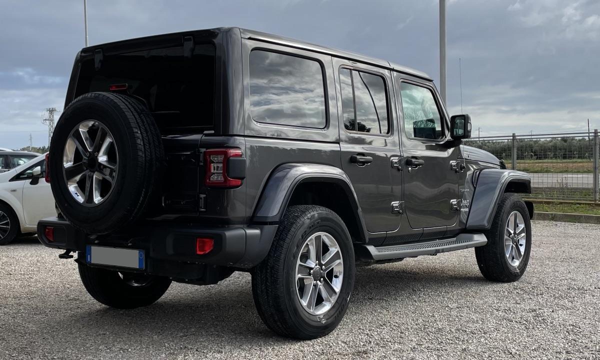 JEEP Wrangler Unlimited 2.2 Mjt II Sahara