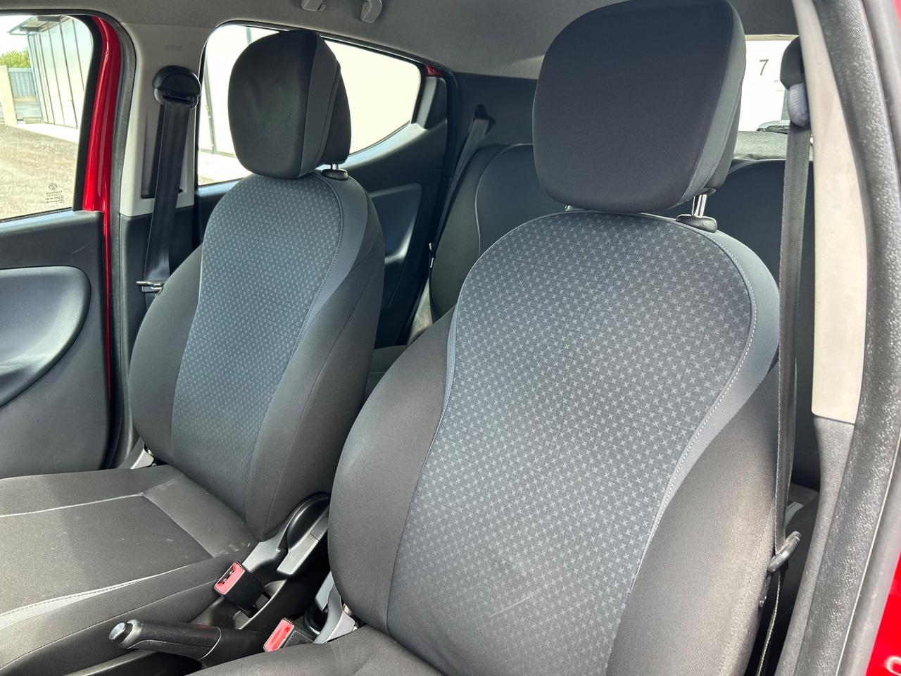 Lancia Ypsilon 0.9 TwinAir 85 CV 5 porte Metano Ecochic Platinum