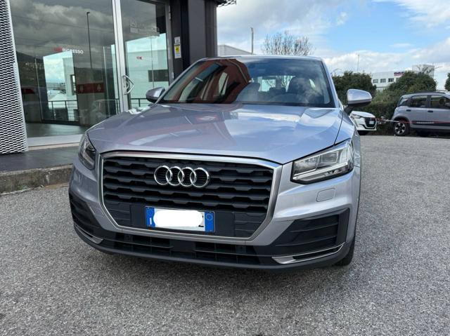 AUDI Q2 35 TDI S tronic Business