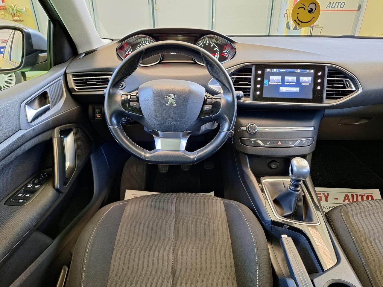 Peugeot 308 PureTech Turbo 136 cv. 1.2 benzina