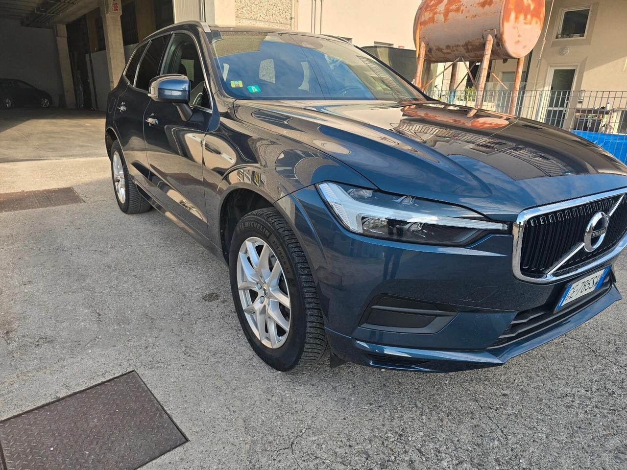 Volvo XC 60 XC60 B4 (d) AWD Geartronic Business