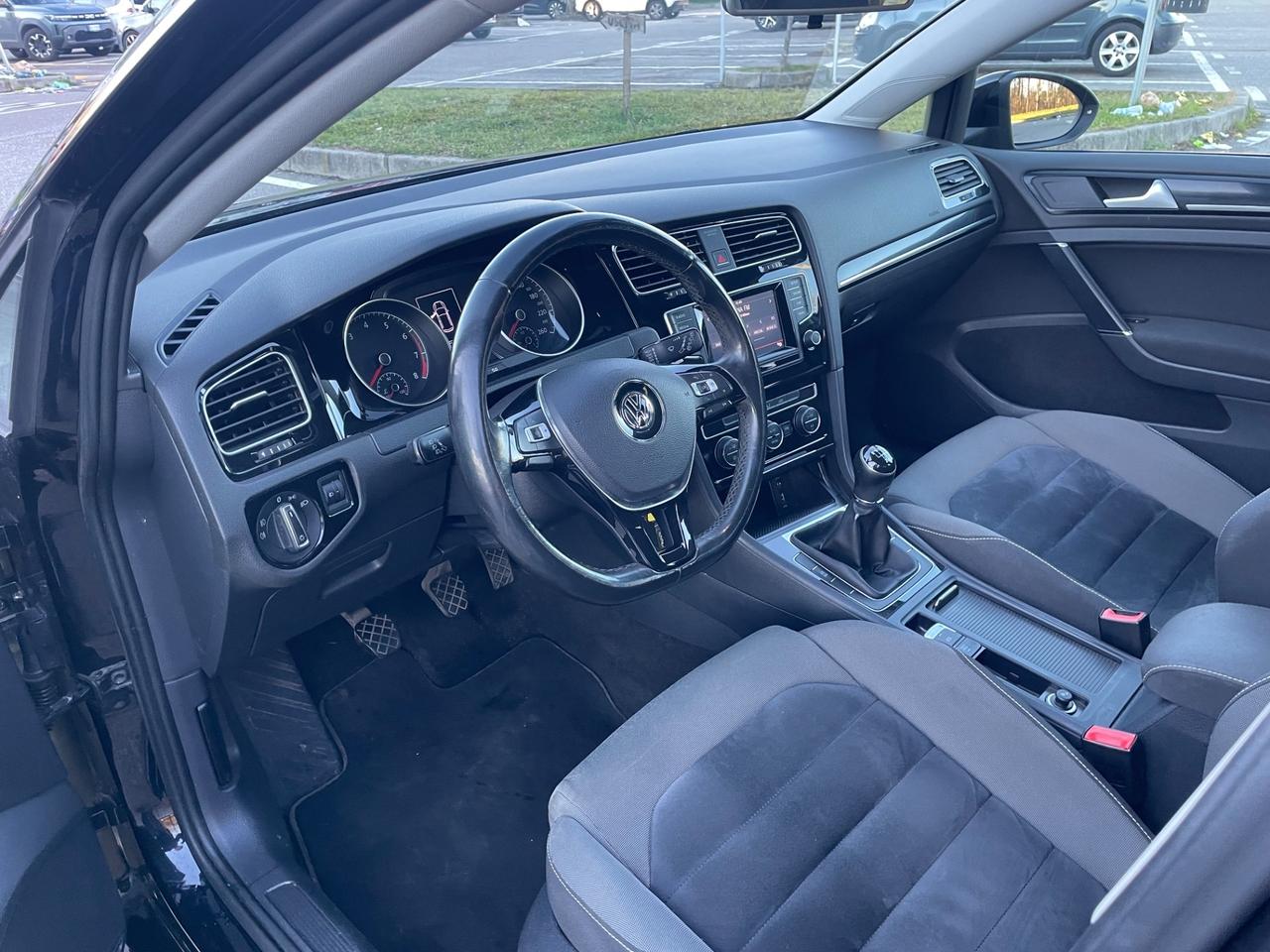 Volkswagen Golf 1.4 TSI 5p. *Neopatentati*Cerchi*