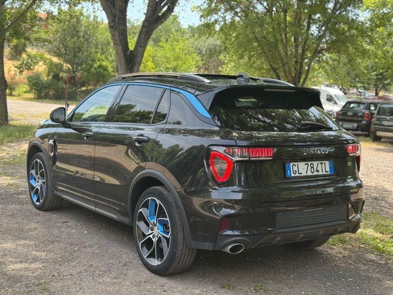 Lynk&co 01 PHEV