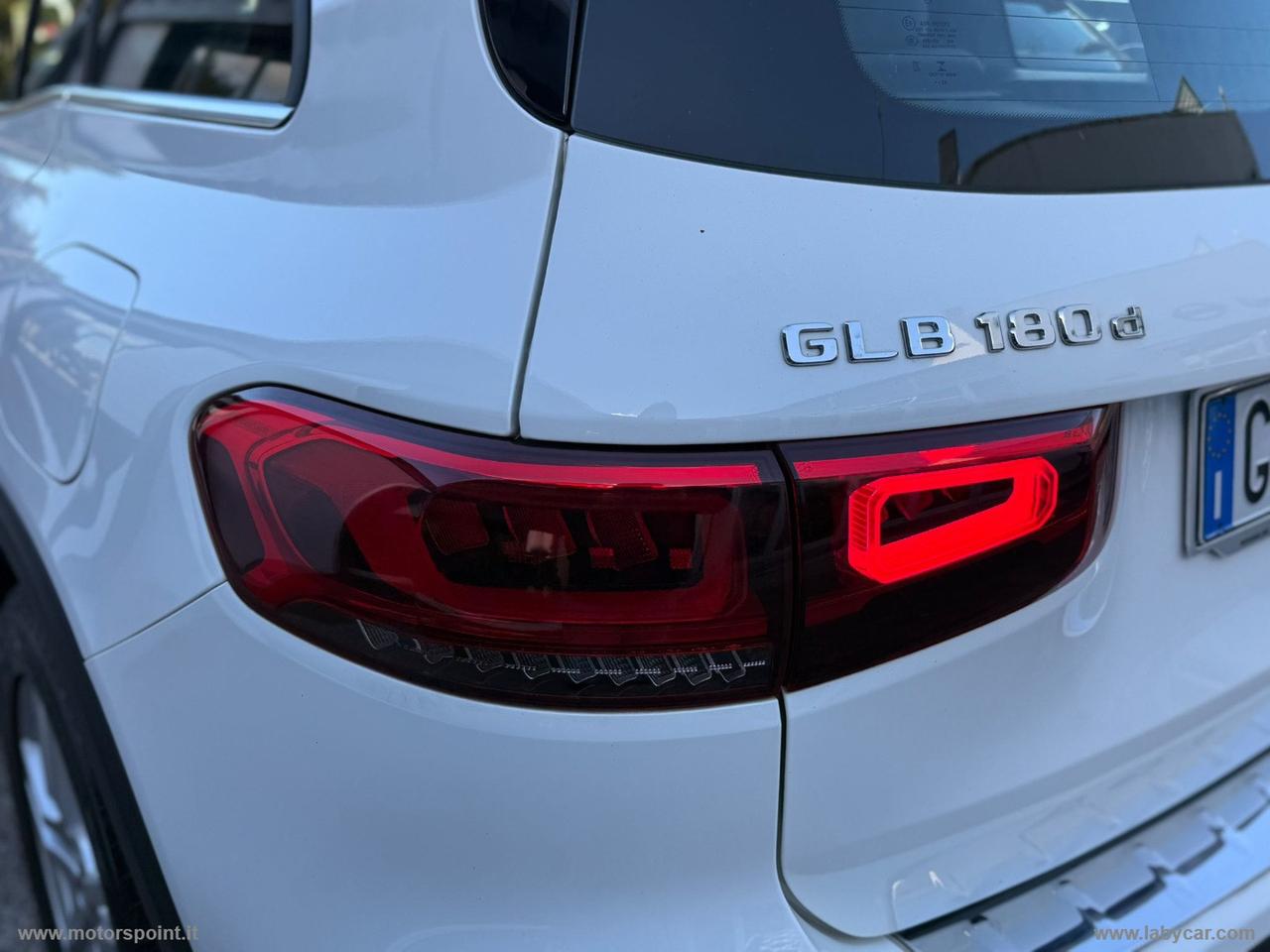 MERCEDES-BENZ GLB 180 d Automatic Business Extra