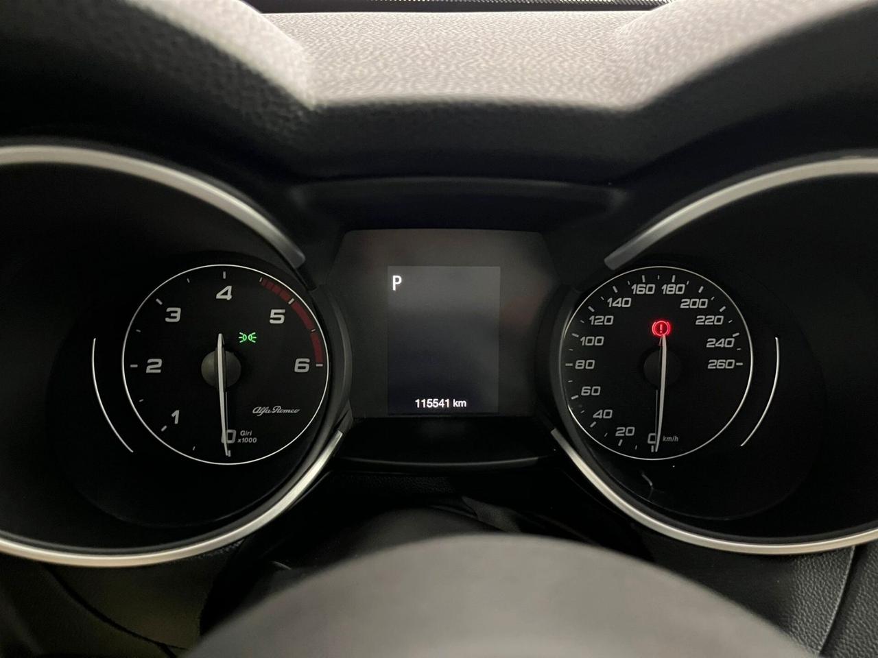 Alfa Romeo Stelvio 2.2 Turbodiesel 190 CV AT8 RWD Business