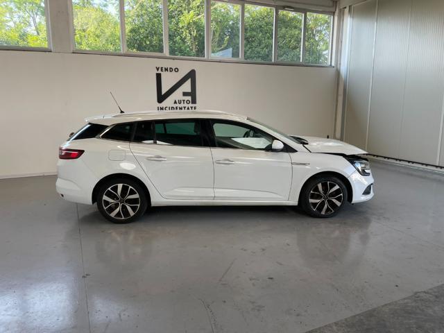 RENAULT Megane SPORTER BLUE DCI 115CV INTENS