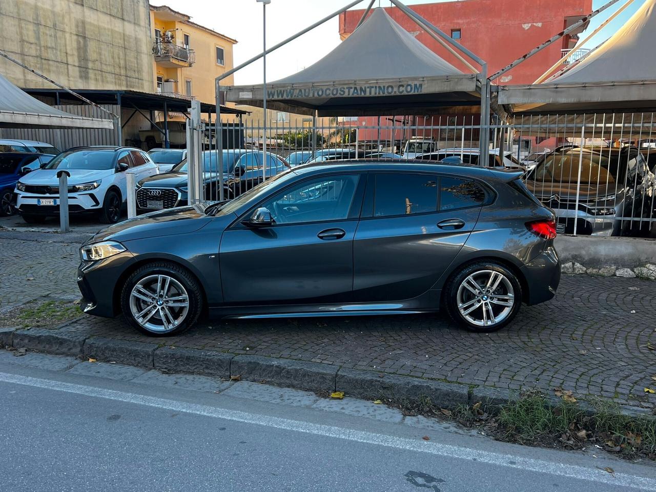 Bmw 118 118d 5p. Msport Exterior